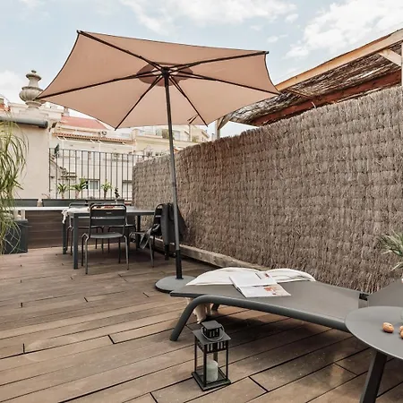 Lura - 2 Bedrooms And Terrace In Eixample Esquerra * ברצלונה